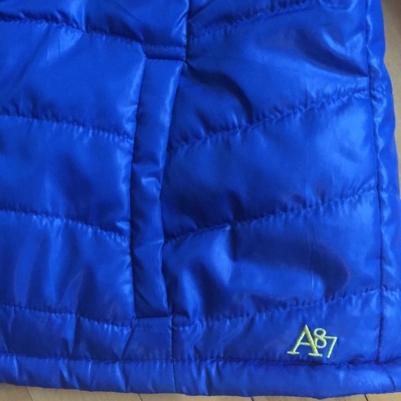 Women little spring jacket - Picture 2 of 3